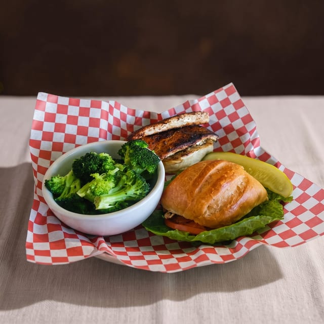 Madi's Mahi Sandwich.